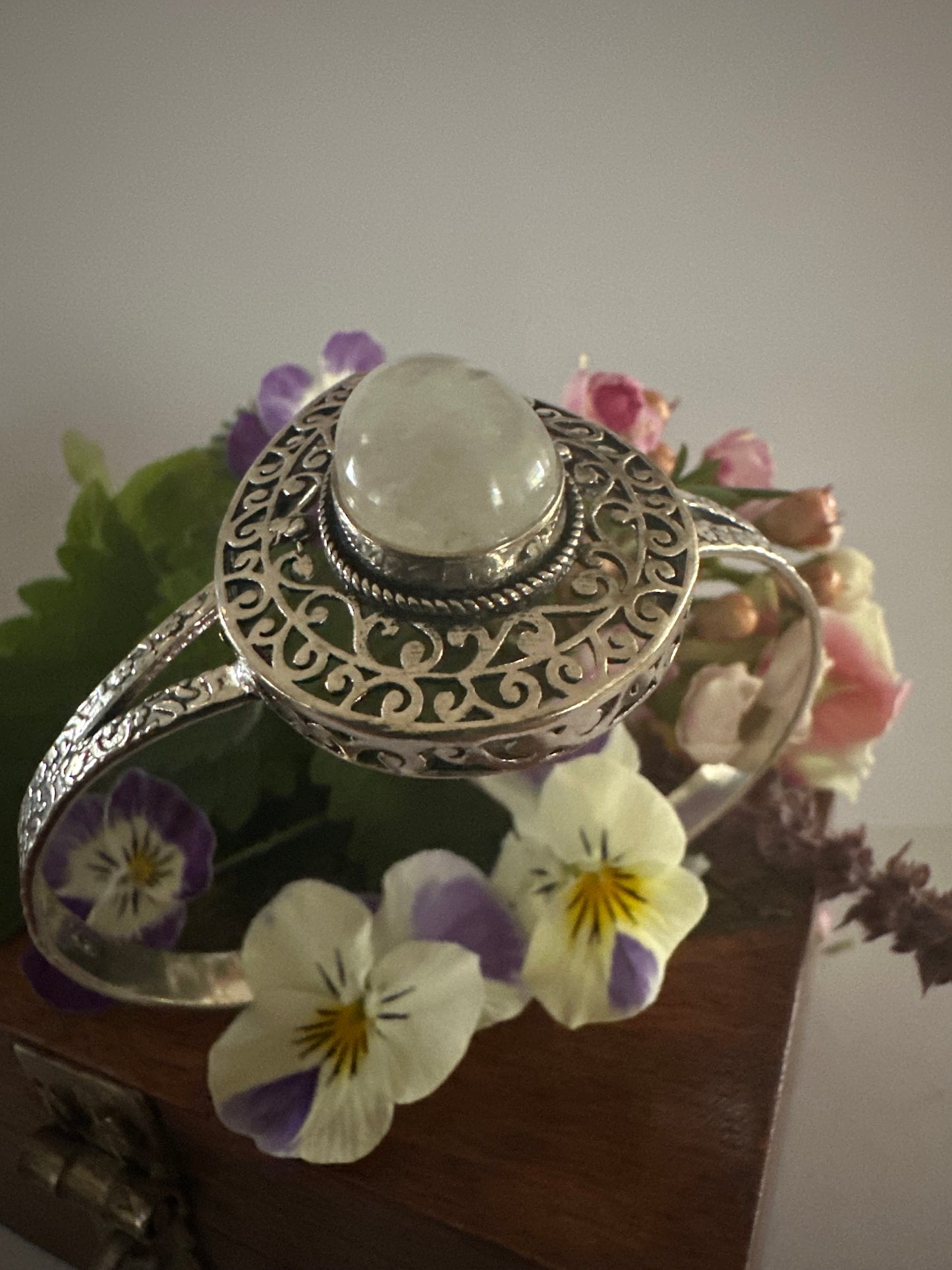 Lady Lunar Moonstone Cuff