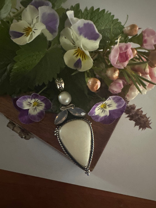 Purity Queen Moonstone and Pearl