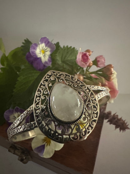 Lady Lunar Moonstone Cuff