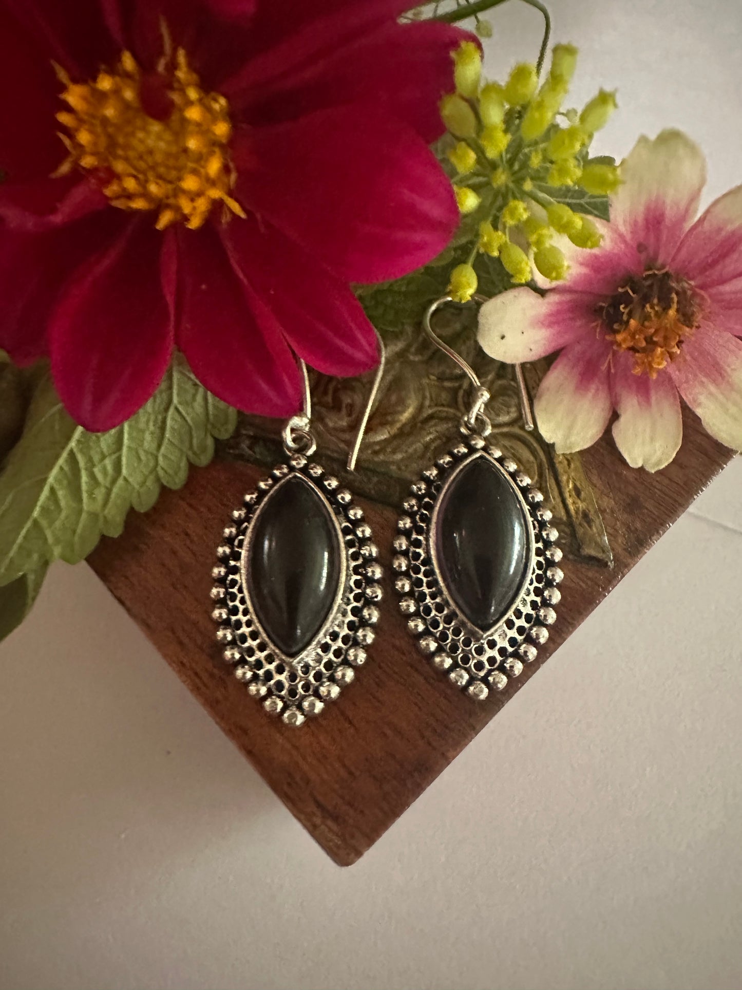 The Oracle Seeds of Avalon