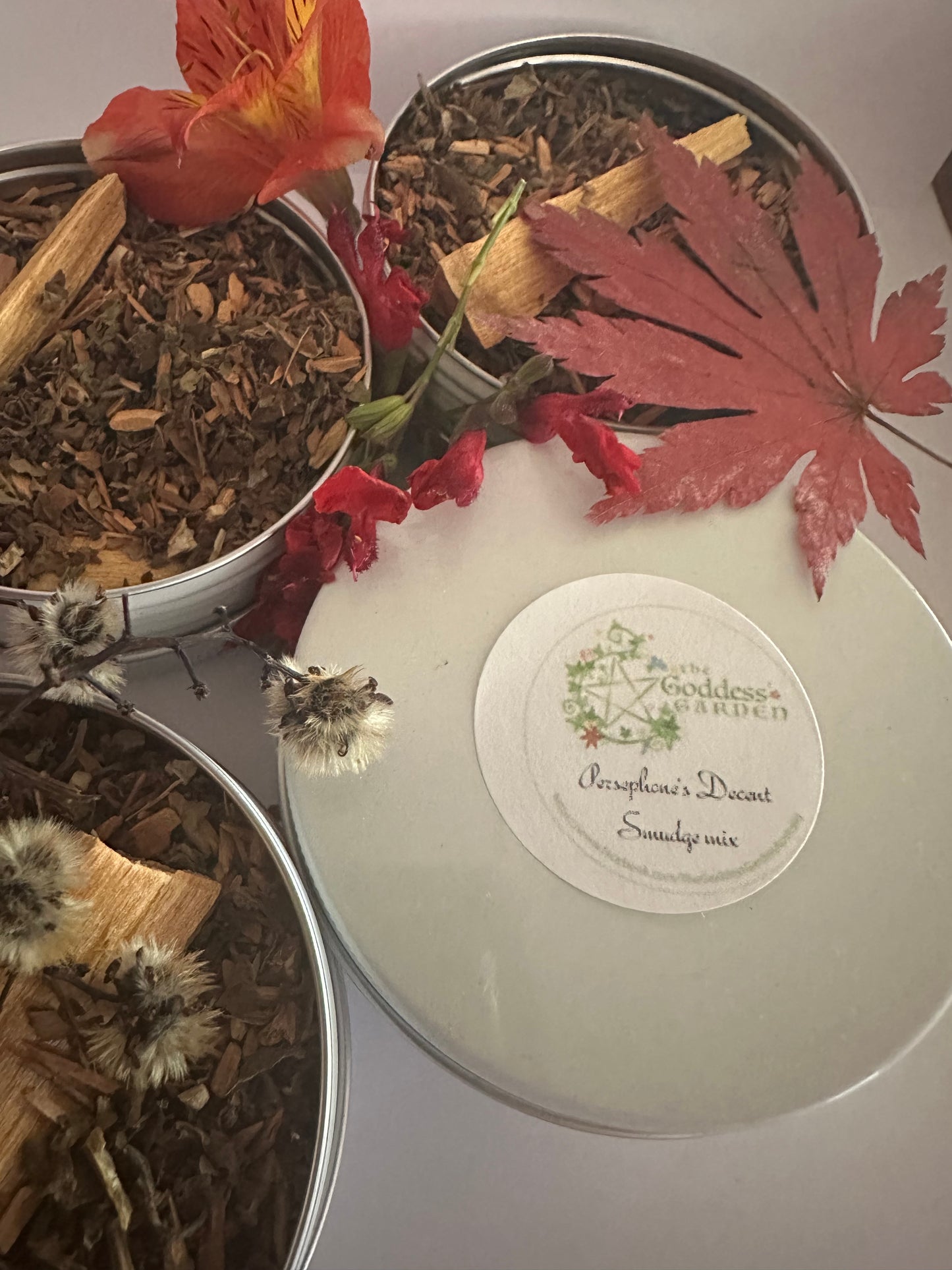 Persephone’s Decent Raw Smudge